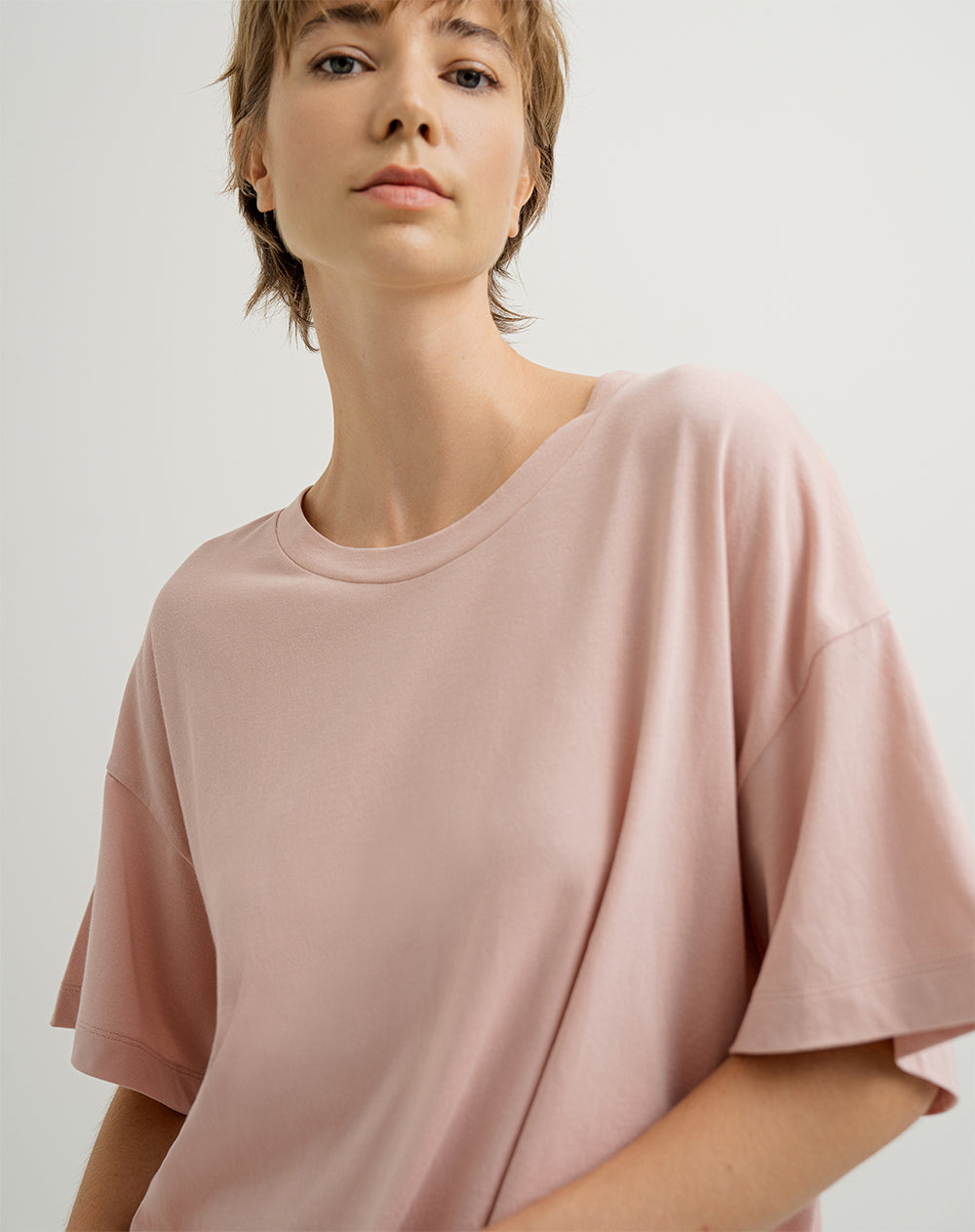 Camiseta en algodón sostenible holgada lila para mujer
