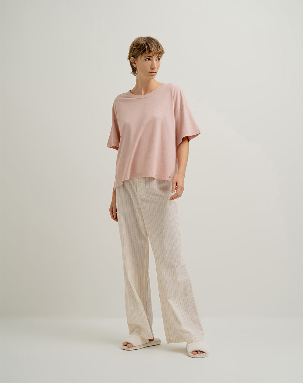 Camiseta en algodón sostenible holgada lila para mujer
