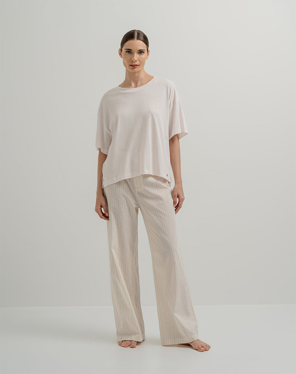 Camiseta relaxed fit manga corta rosada