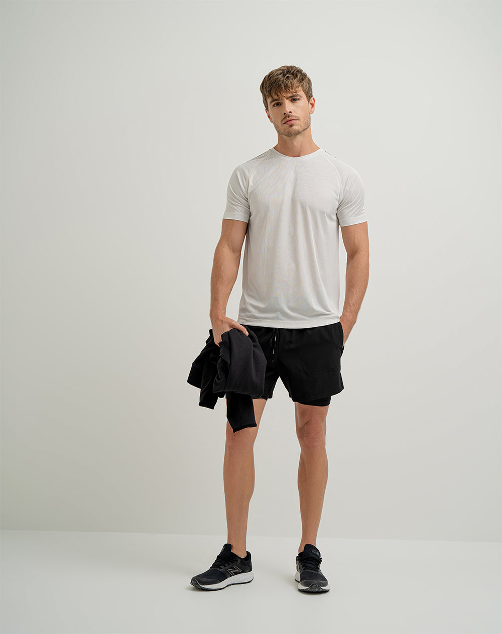 Camiseta deportiva  hombre control humedad gris
