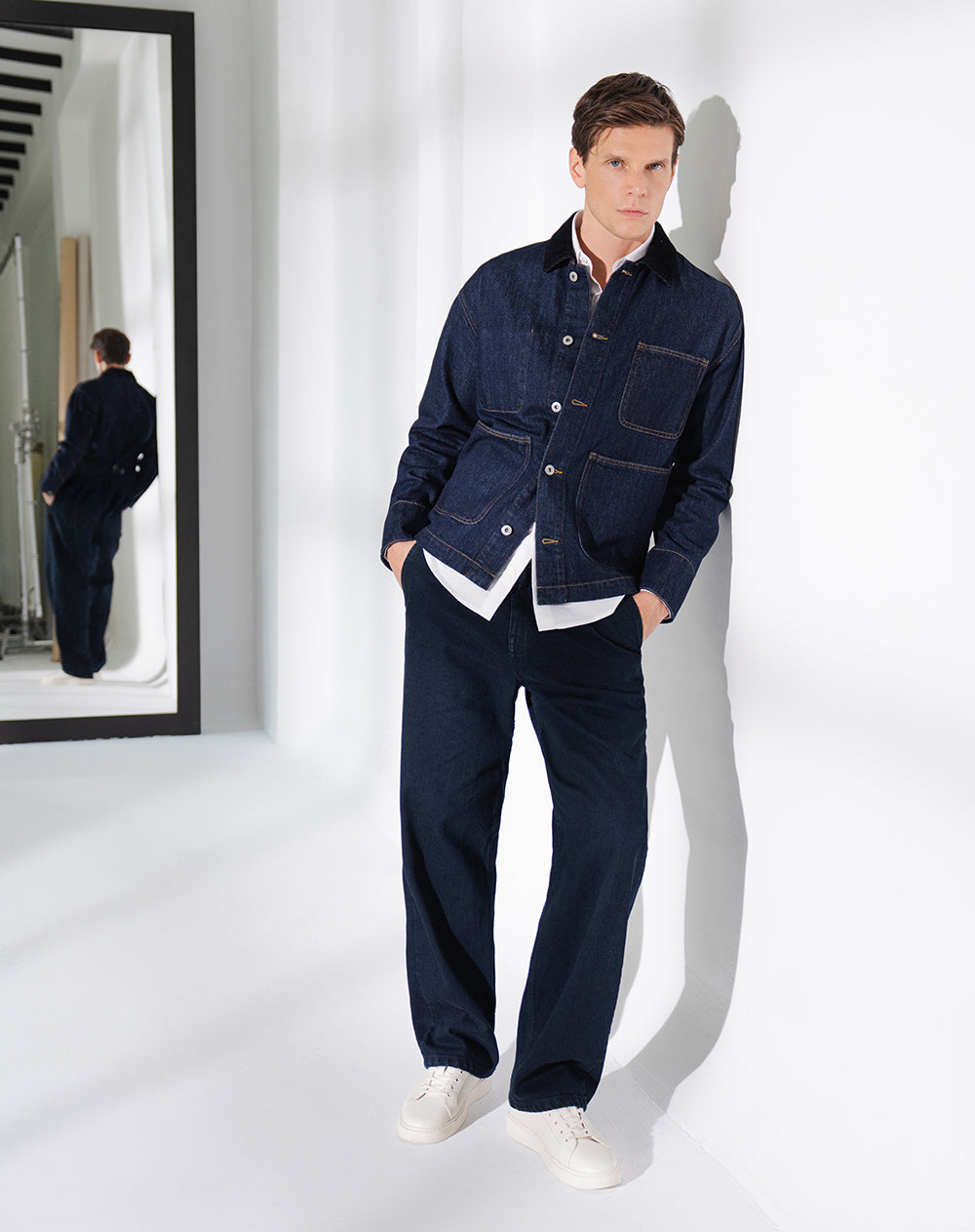 Jean regular fit tiro medio indigo oscuro