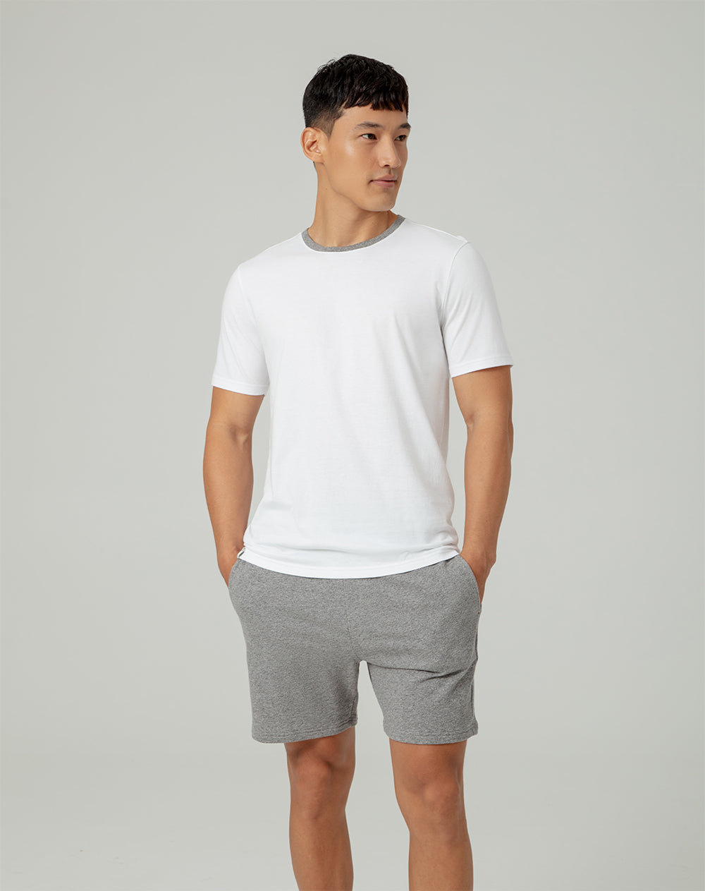 Camiseta + bermuda de pijama hombre algodón sostenible gris y blanco