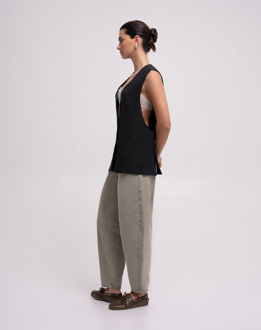 Jean fit tiro alto denim gris