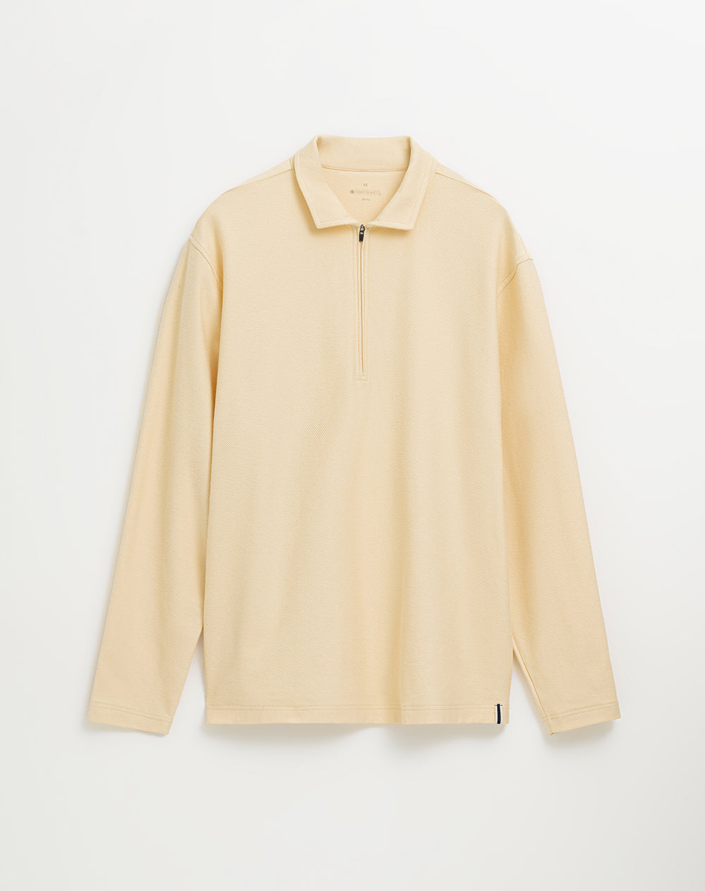 Buzo en tela con textura regular fit amarillo