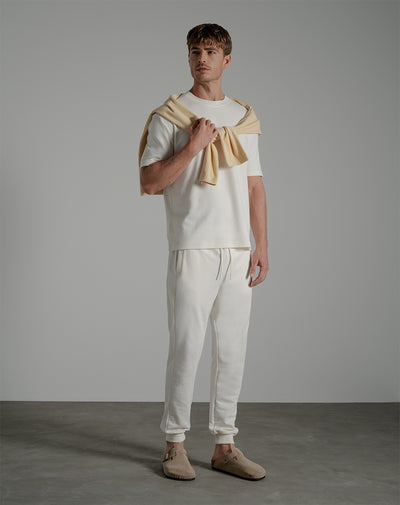 Jogger en tela pesada y con textura regular fit tiro medio crema