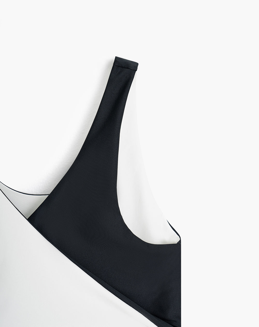Top tiras anchas soporte medio negro bloques