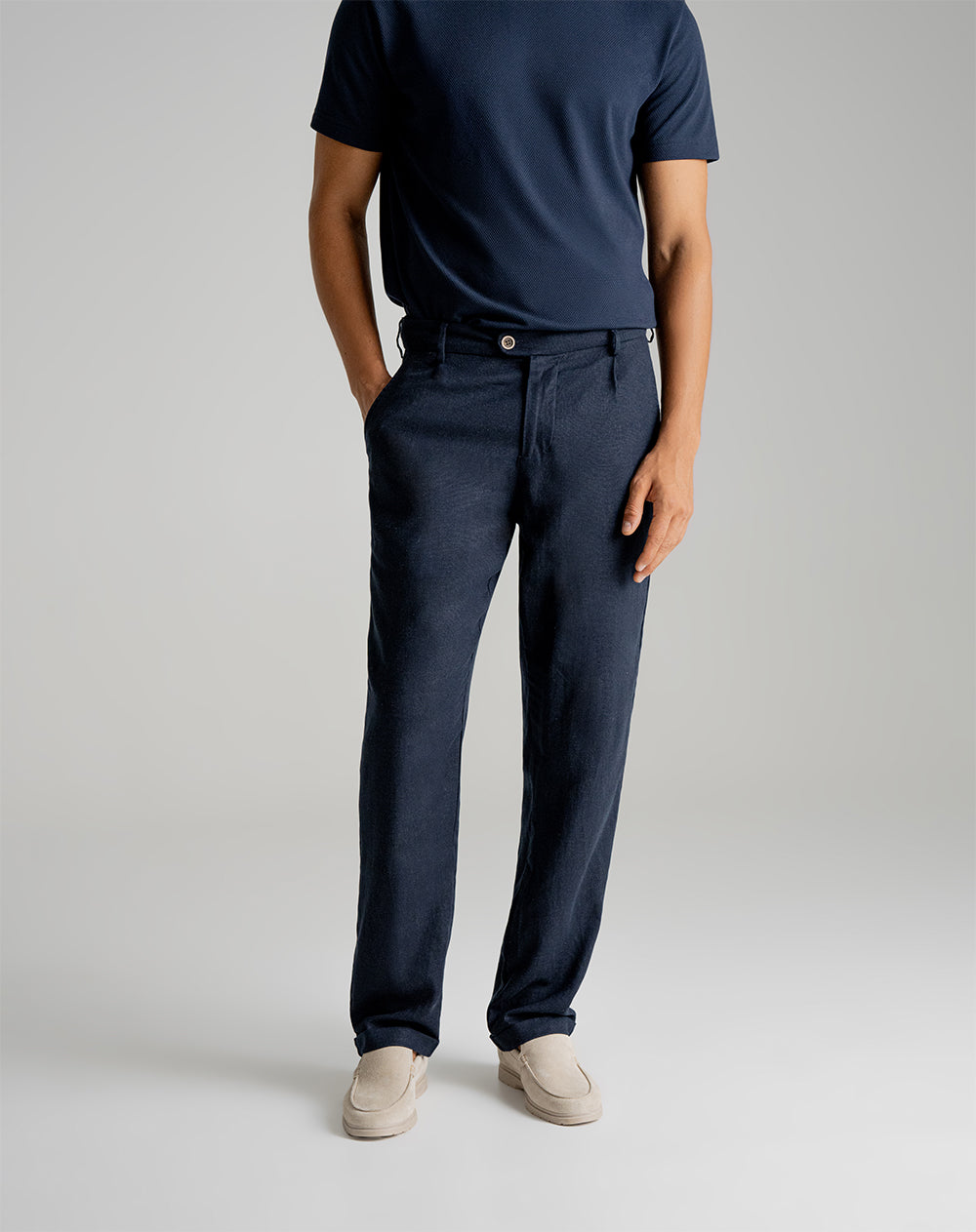 Pantalón en lino regular fit tiro medio azul