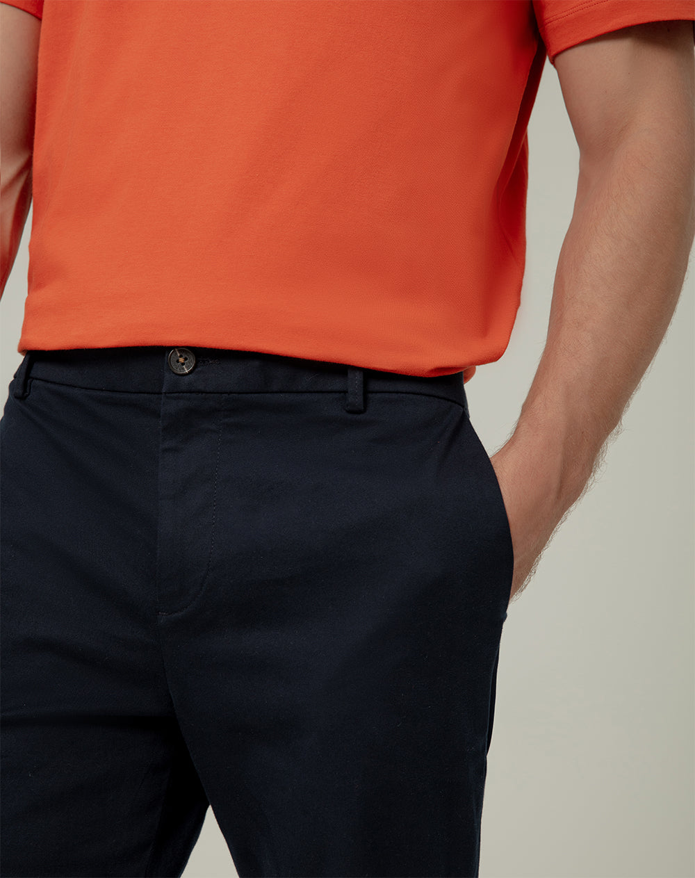 Pantalón regular fit tiro medio azul