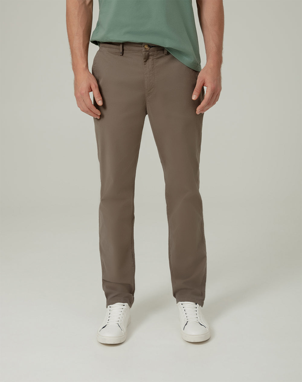 Pantalón regular fit tiro medio verde