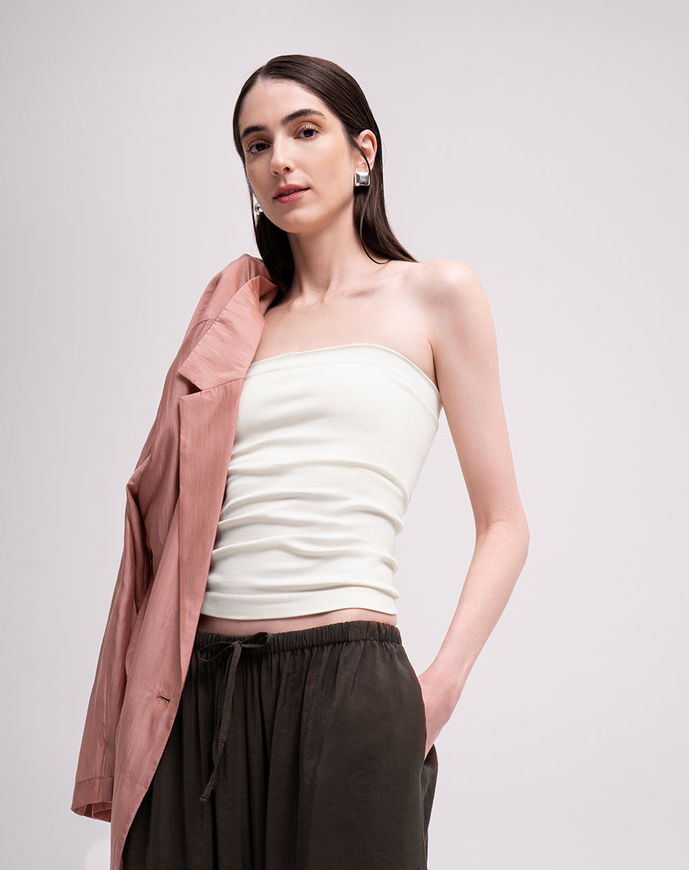 Blusa strapless seamless crema mujer