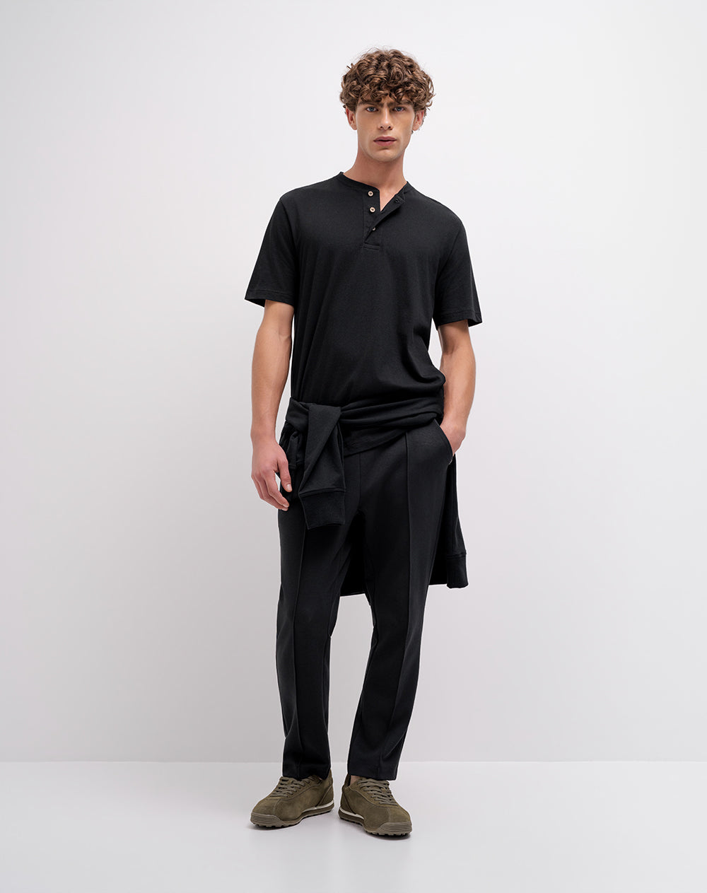 Camiseta regular algodón negra hombre