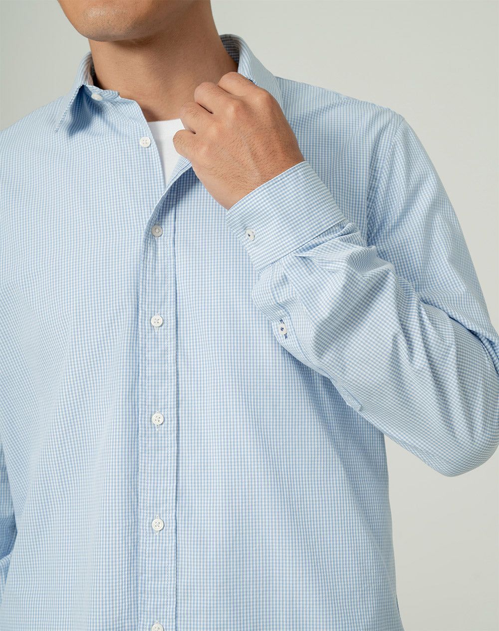 Camisa regular fit manga larga azul con cuadros