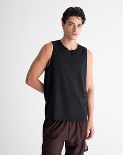 Camisilla deportiva transpirable negra hombre