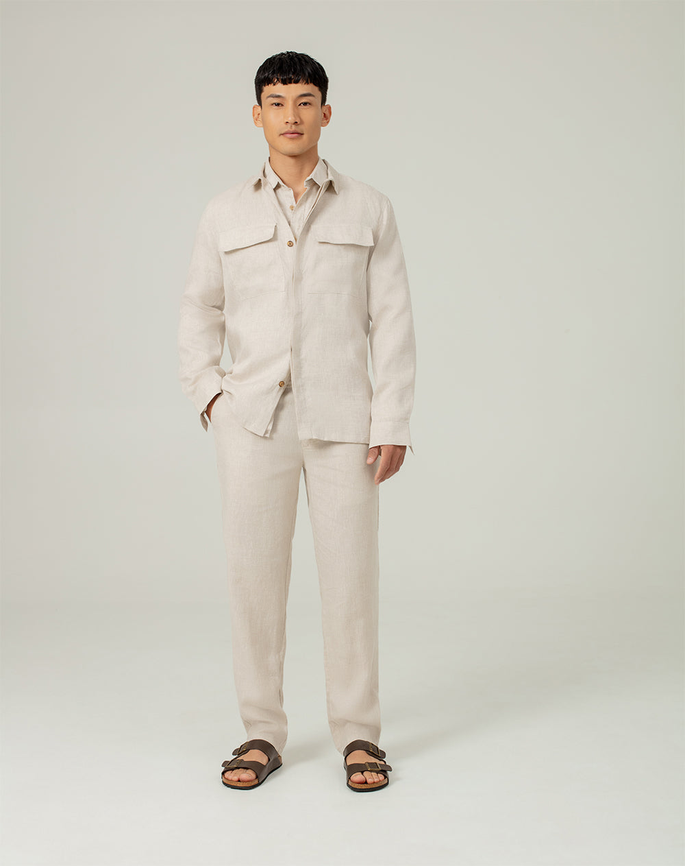 Camisa manga larga oversize lino caqui hombre