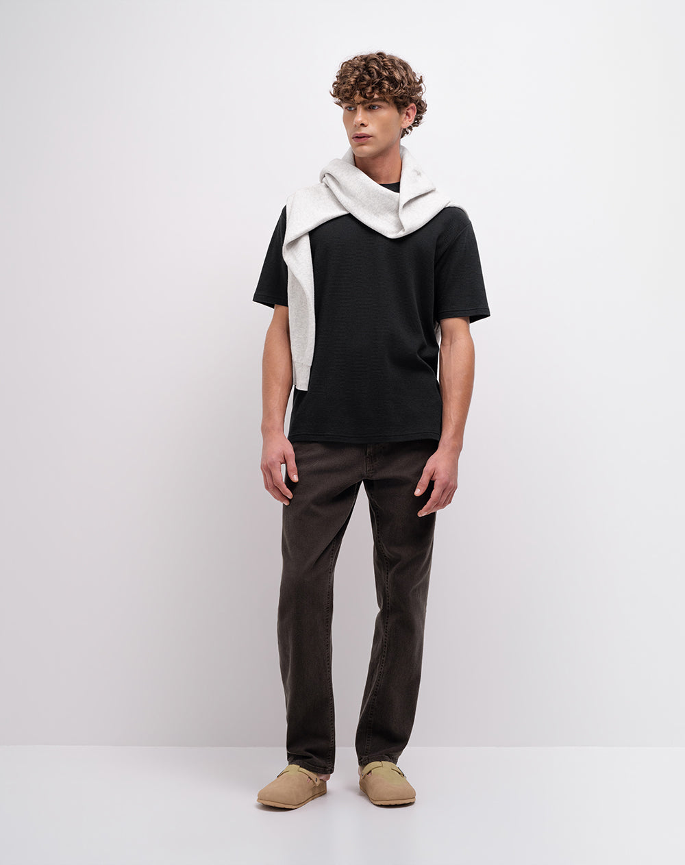 Camiseta regular algodón negra hombre