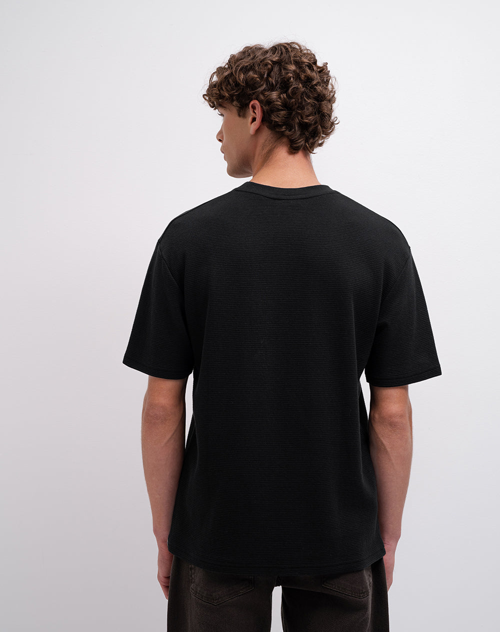 Camiseta regular algodón negra hombre