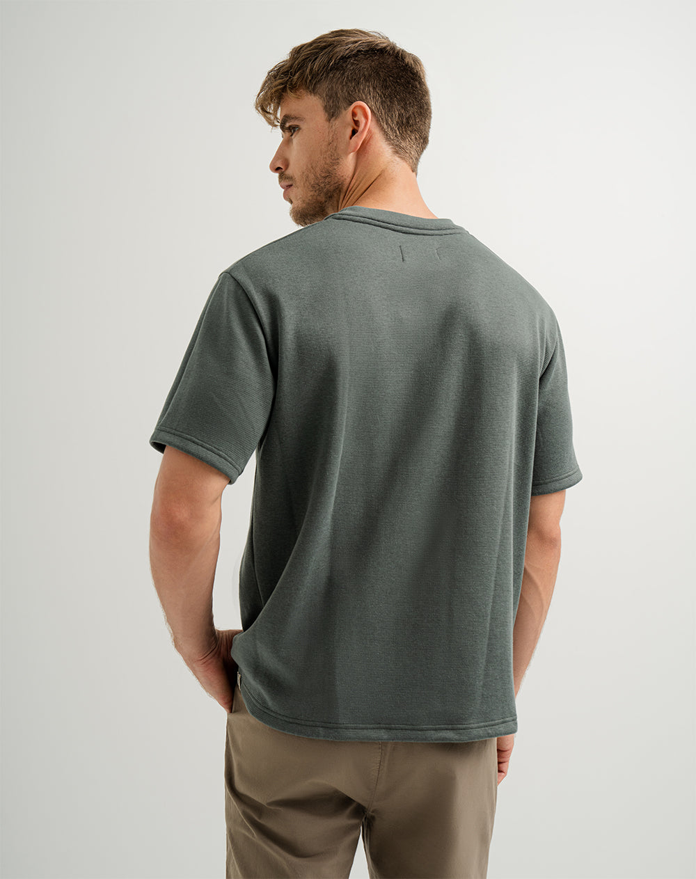 Camiseta oversized fit manga corta verde