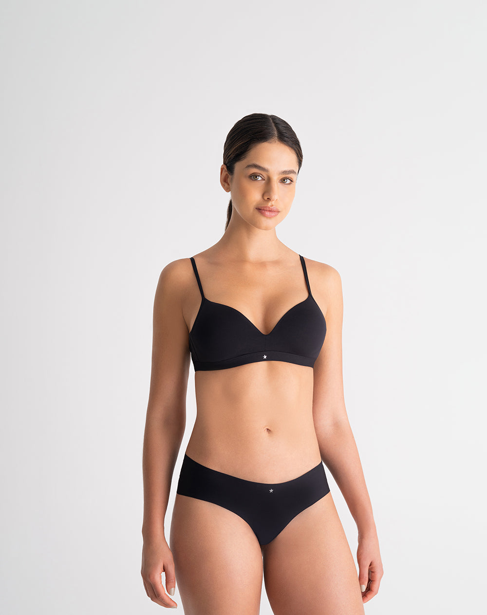 Brassier en punto soporte alto negro