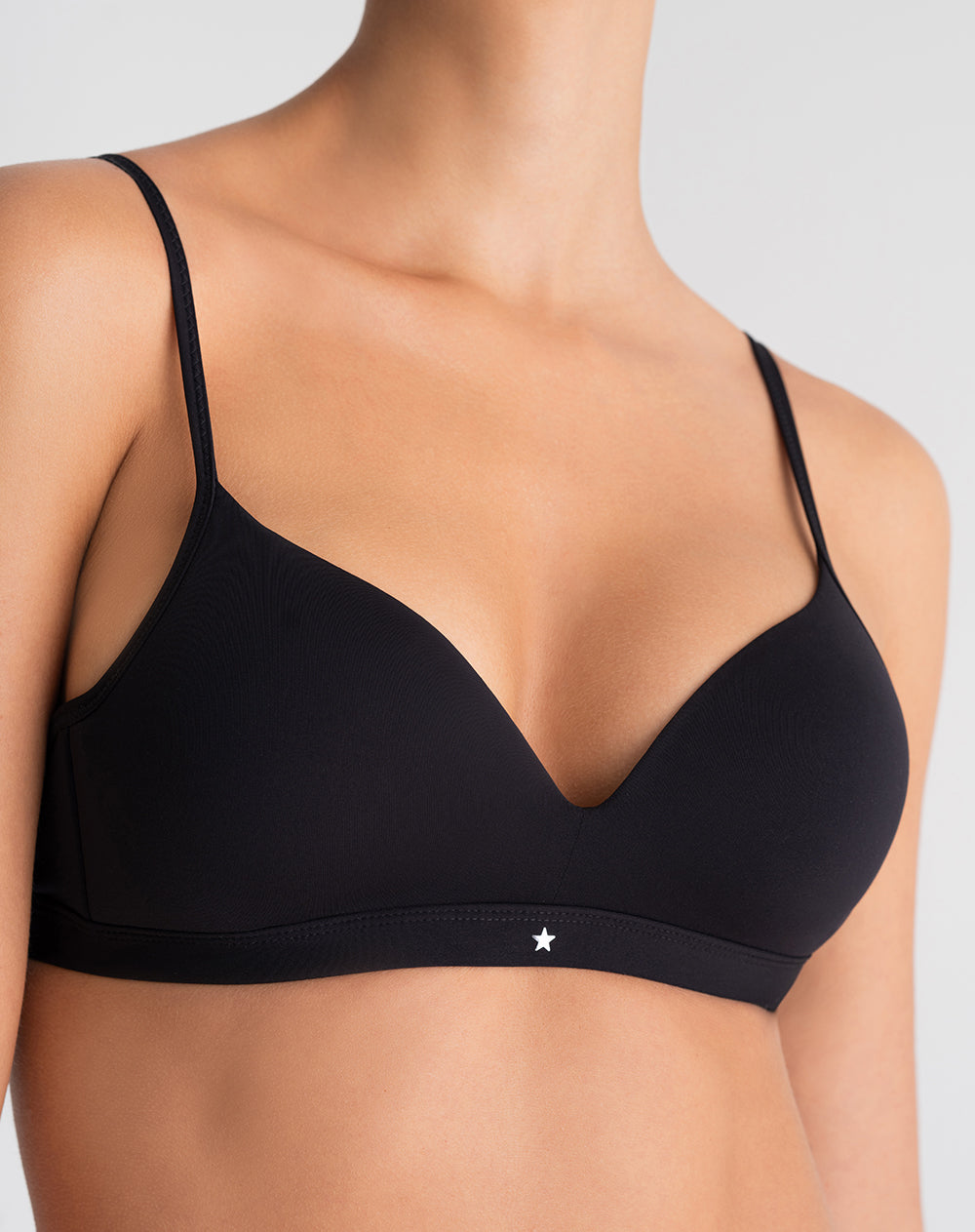 Brassier en punto soporte alto negro