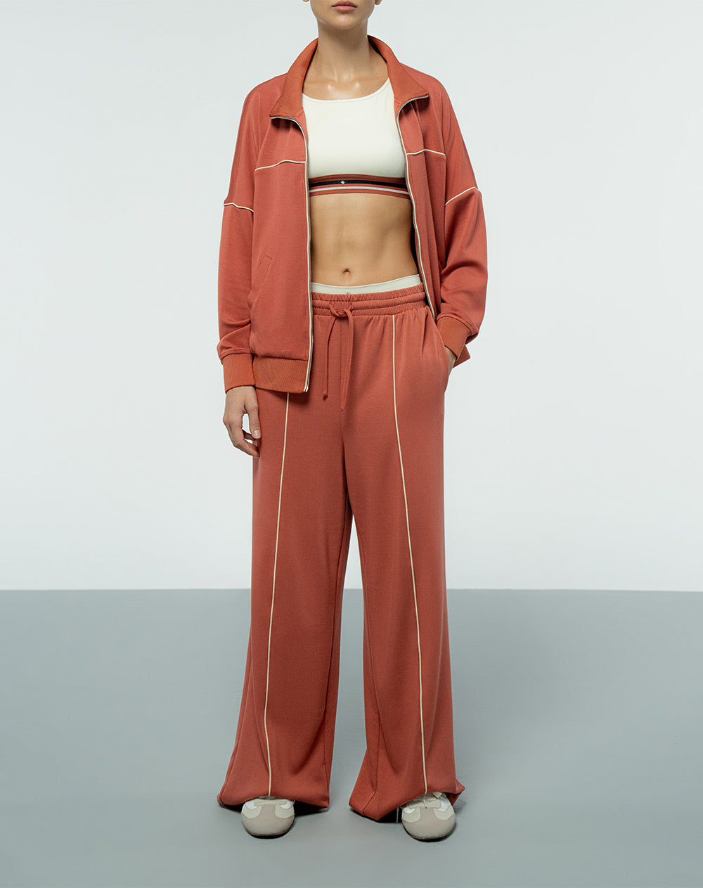 Pantalón tiro alto terracota para mujer