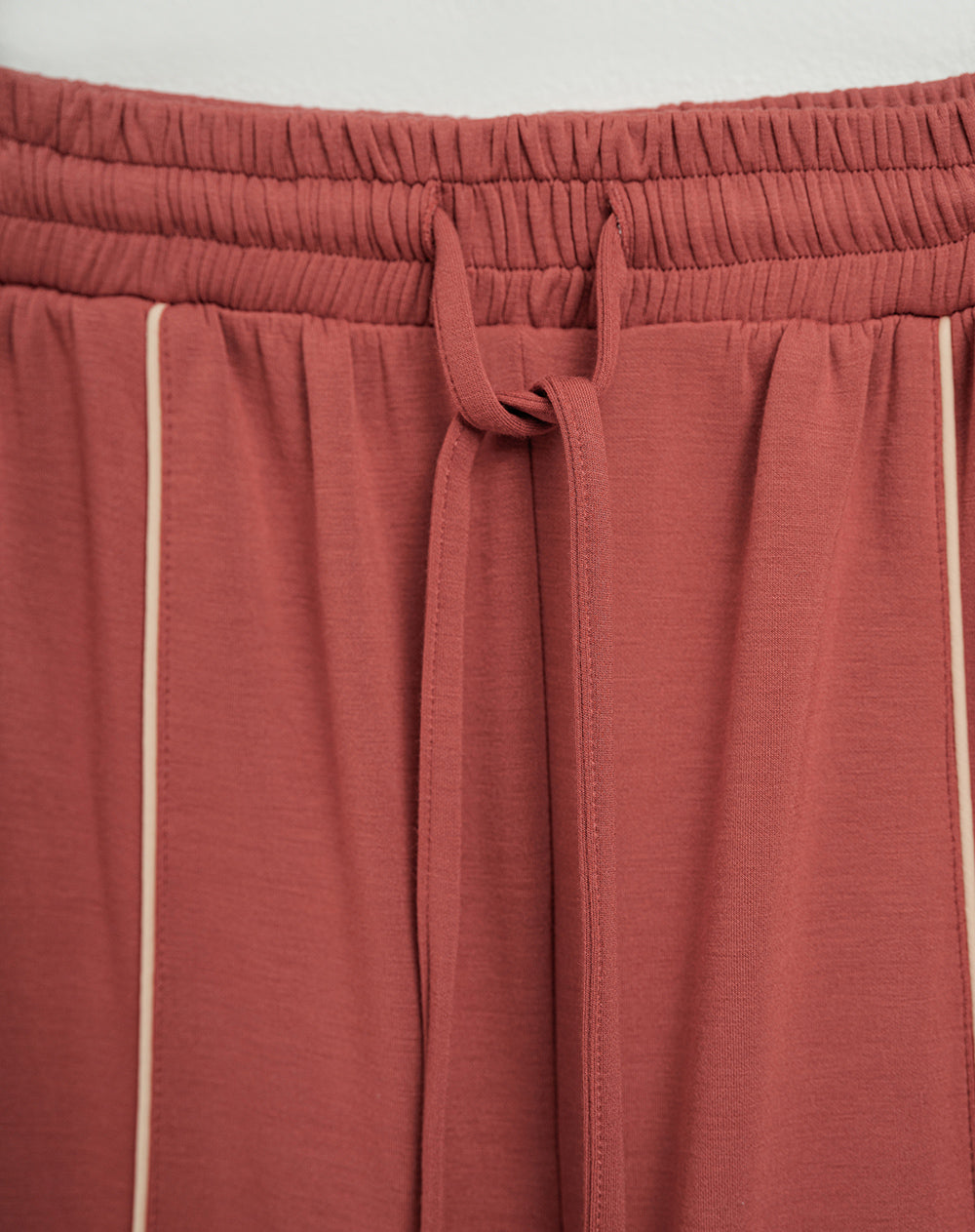 Pantalón tiro alto terracota para mujer