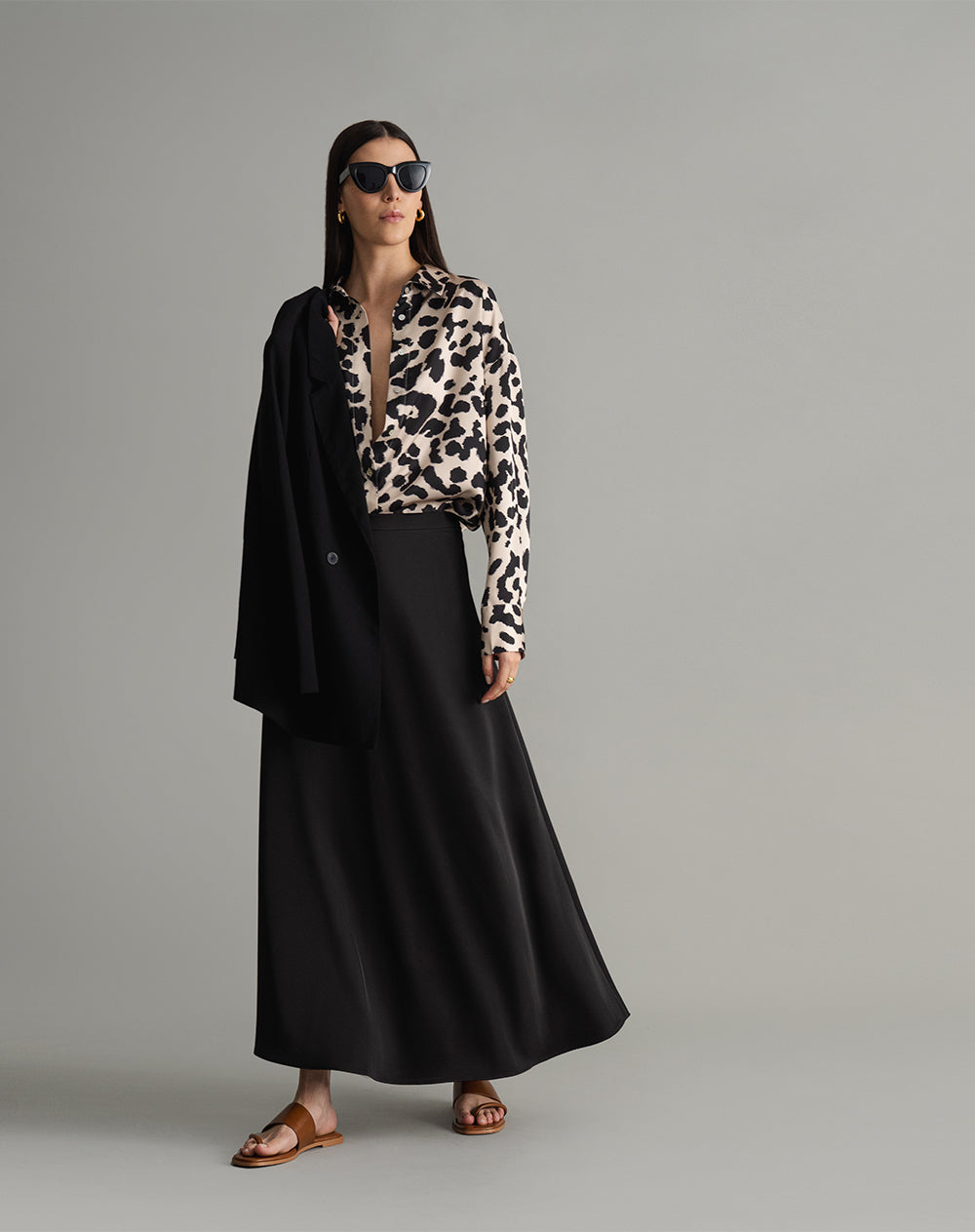 Camisa oversized fit manga larga café leopardo