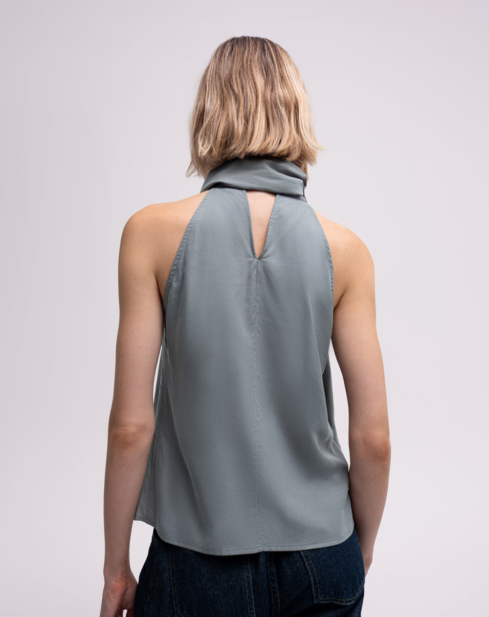 Camisa regular fit gris