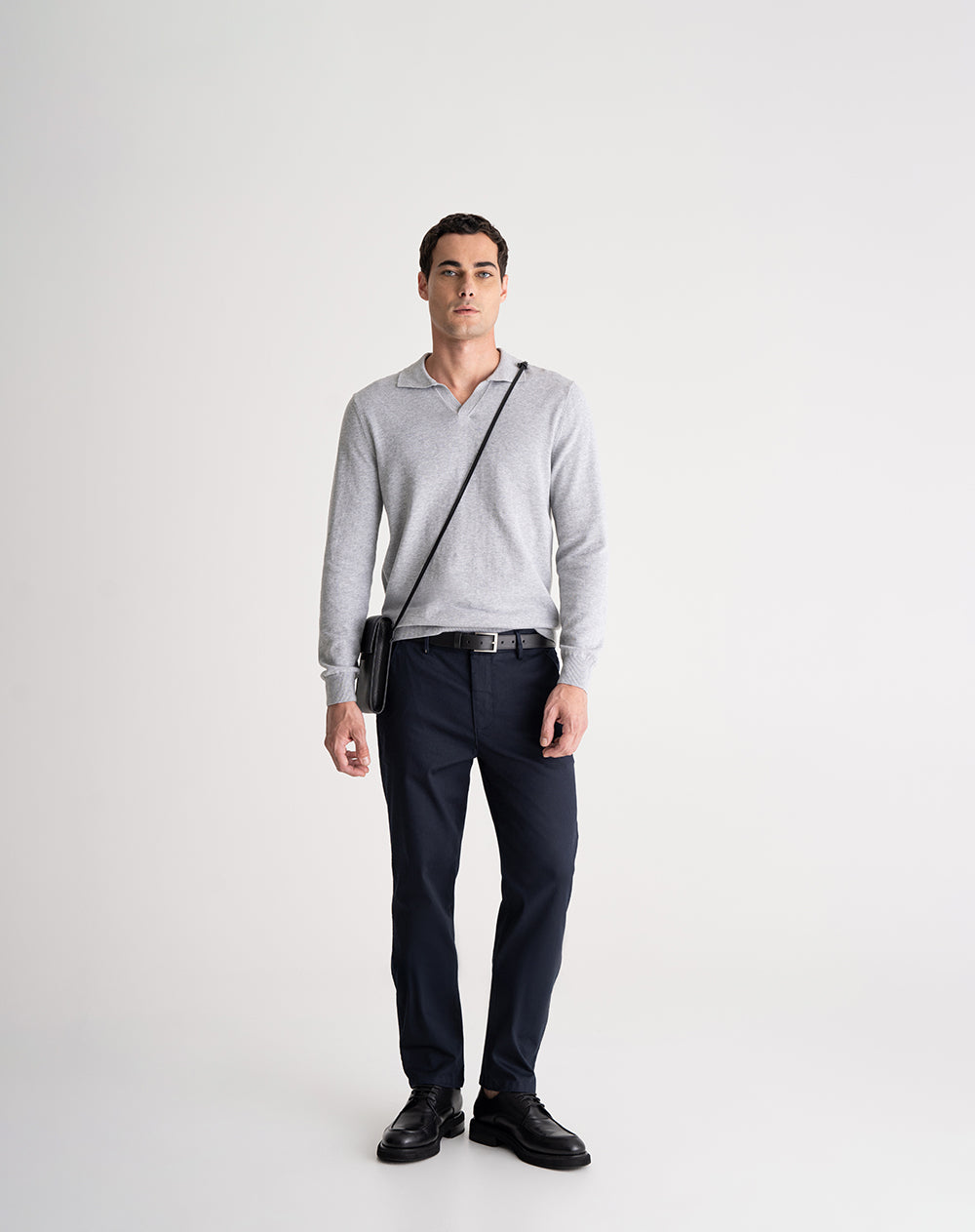 Pantalón regular fit tiro medio azul