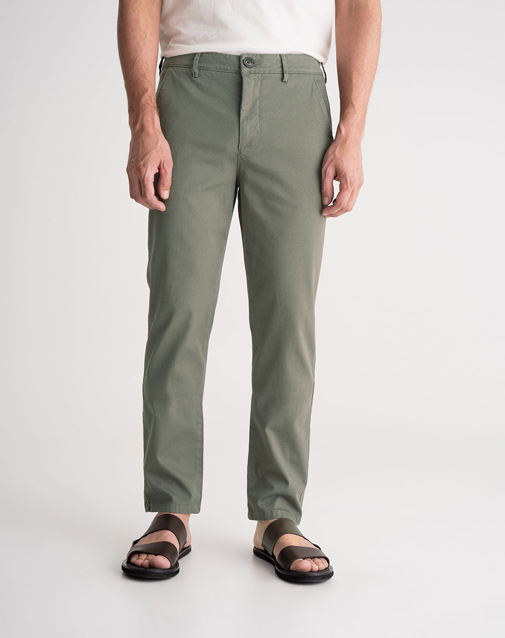 Pantalón regular fit tiro medio verde