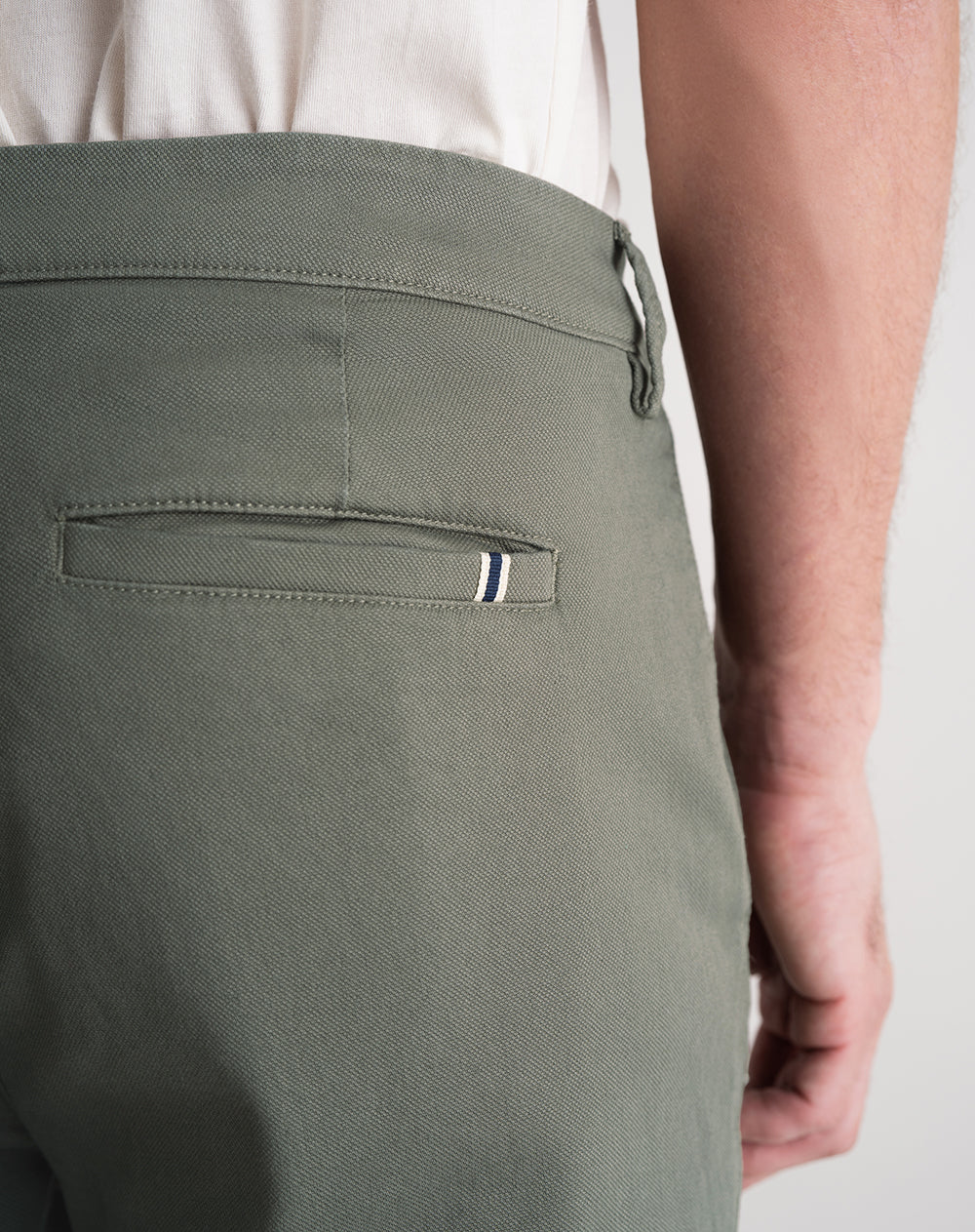 Pantalón chino regular algodón verde hombre
