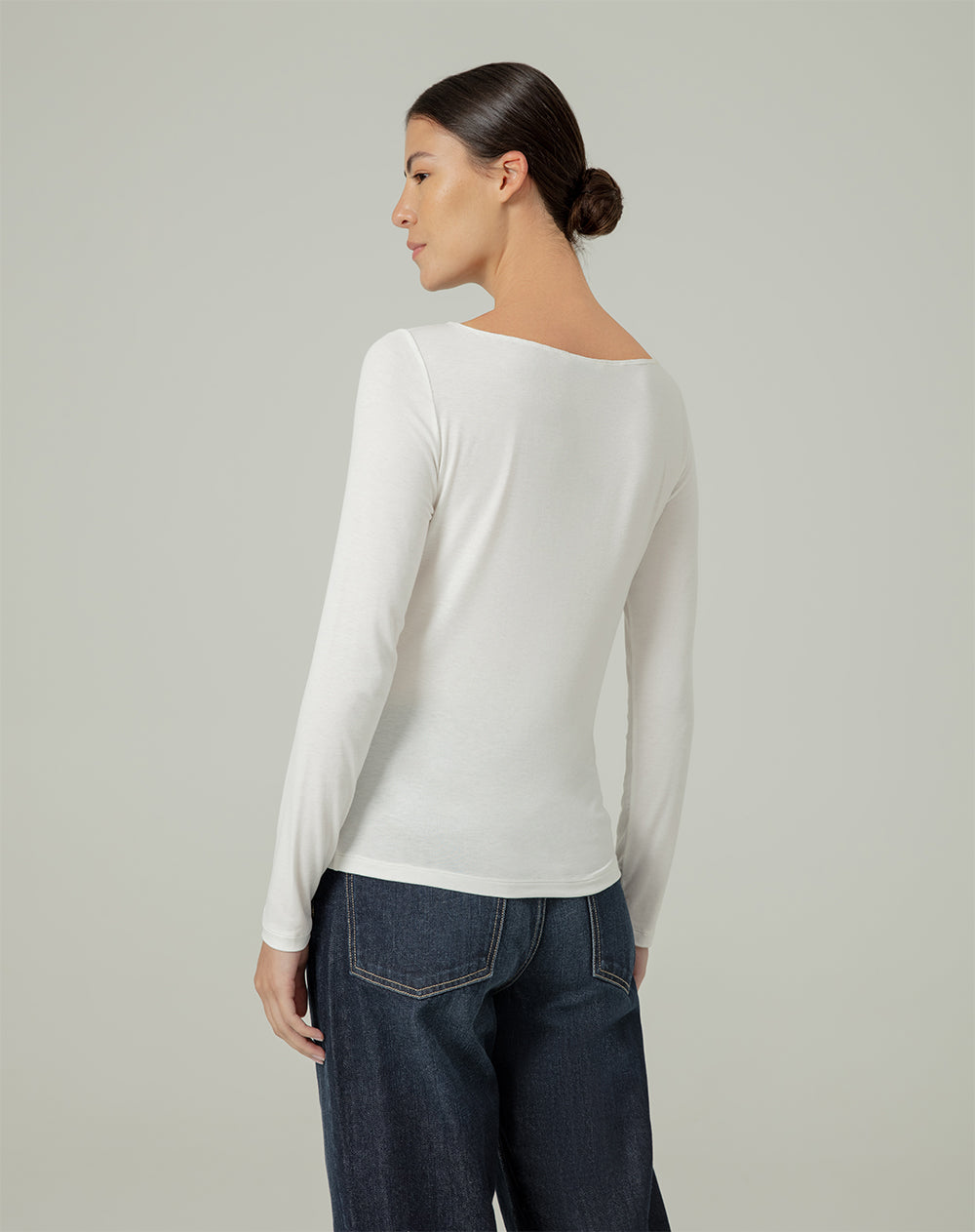 Camiseta Cuello Redondo Manga Larga Blanco 908 Punto Blanco Colombia