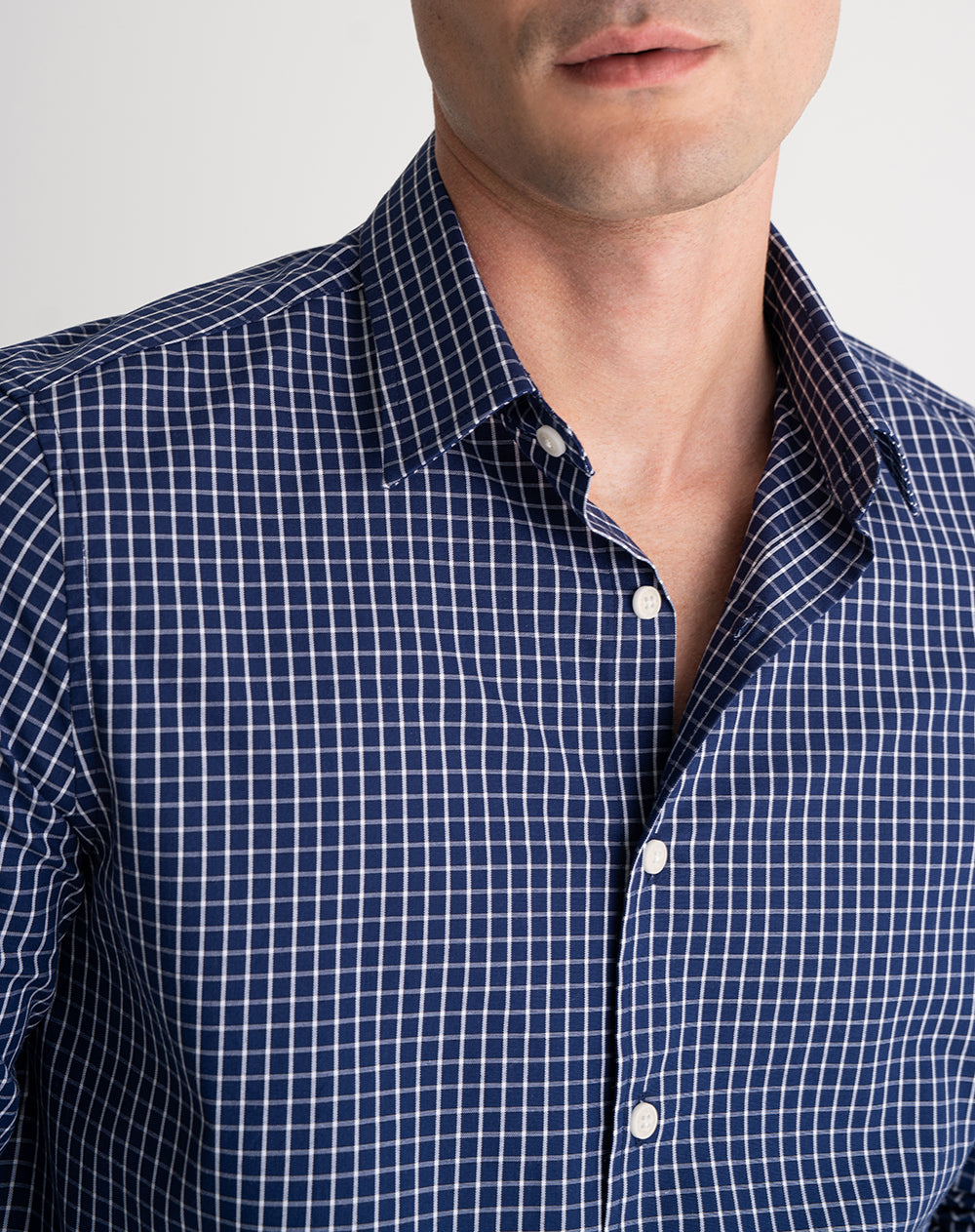 Camisa regular fit manga larga azul con cuadros