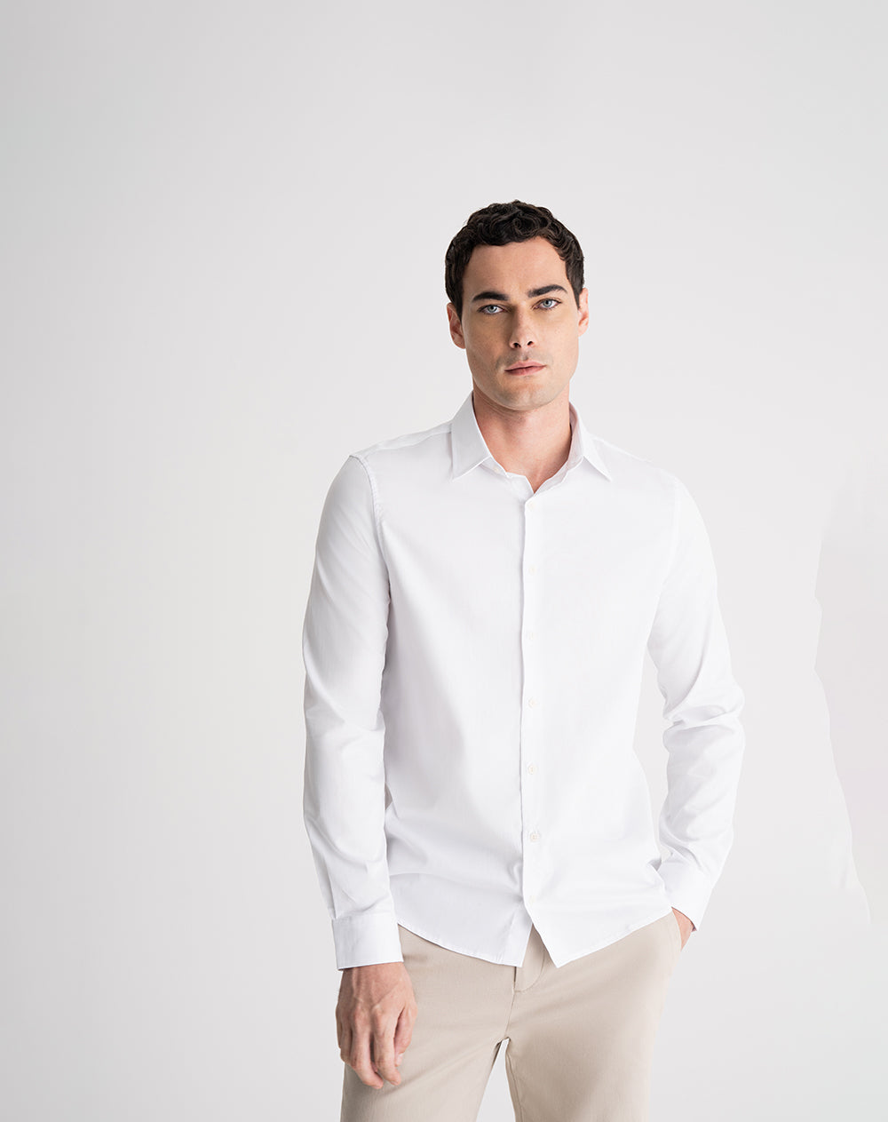Camisa regular fit manga larga blanca