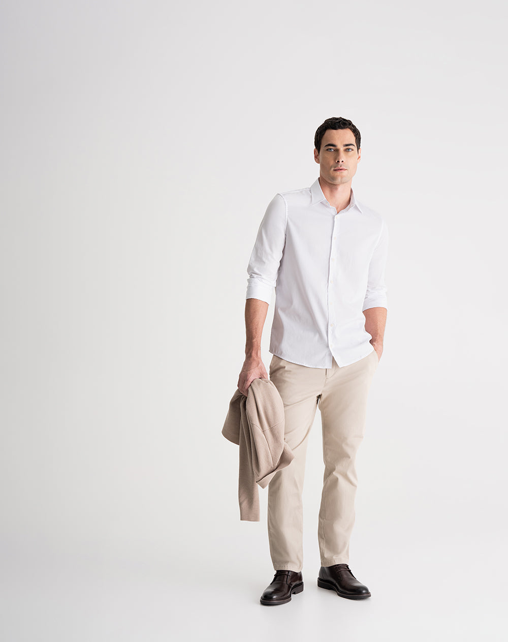 Camisa regular fit manga larga blanca