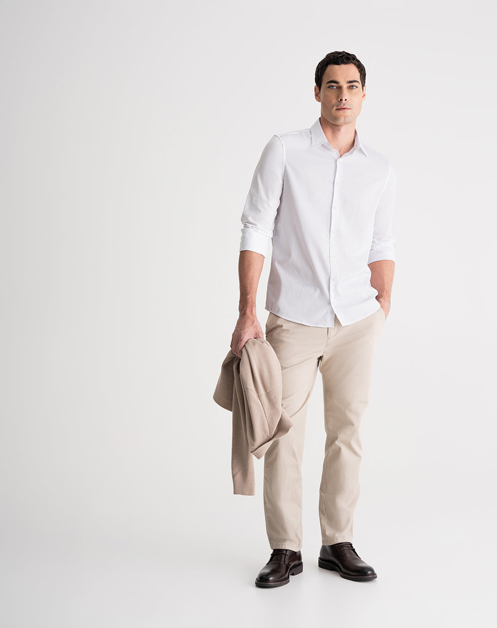 Camisa regular fit manga larga blanca