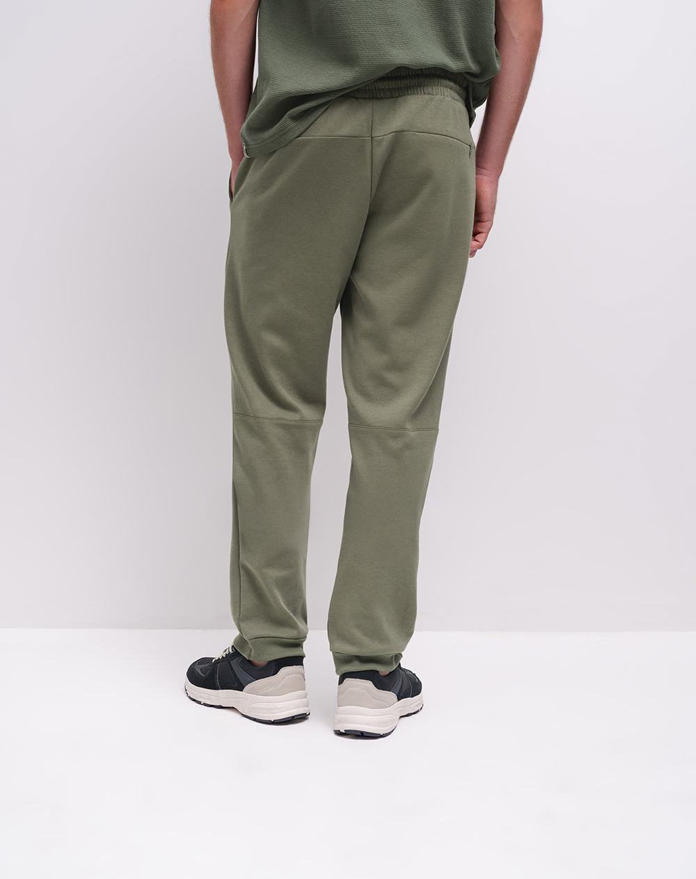 Jogger regular fit tiro medio verde