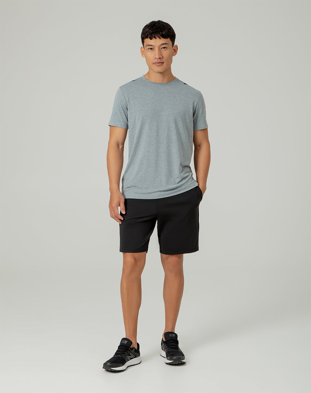 Camiseta regular fit manga corta gris