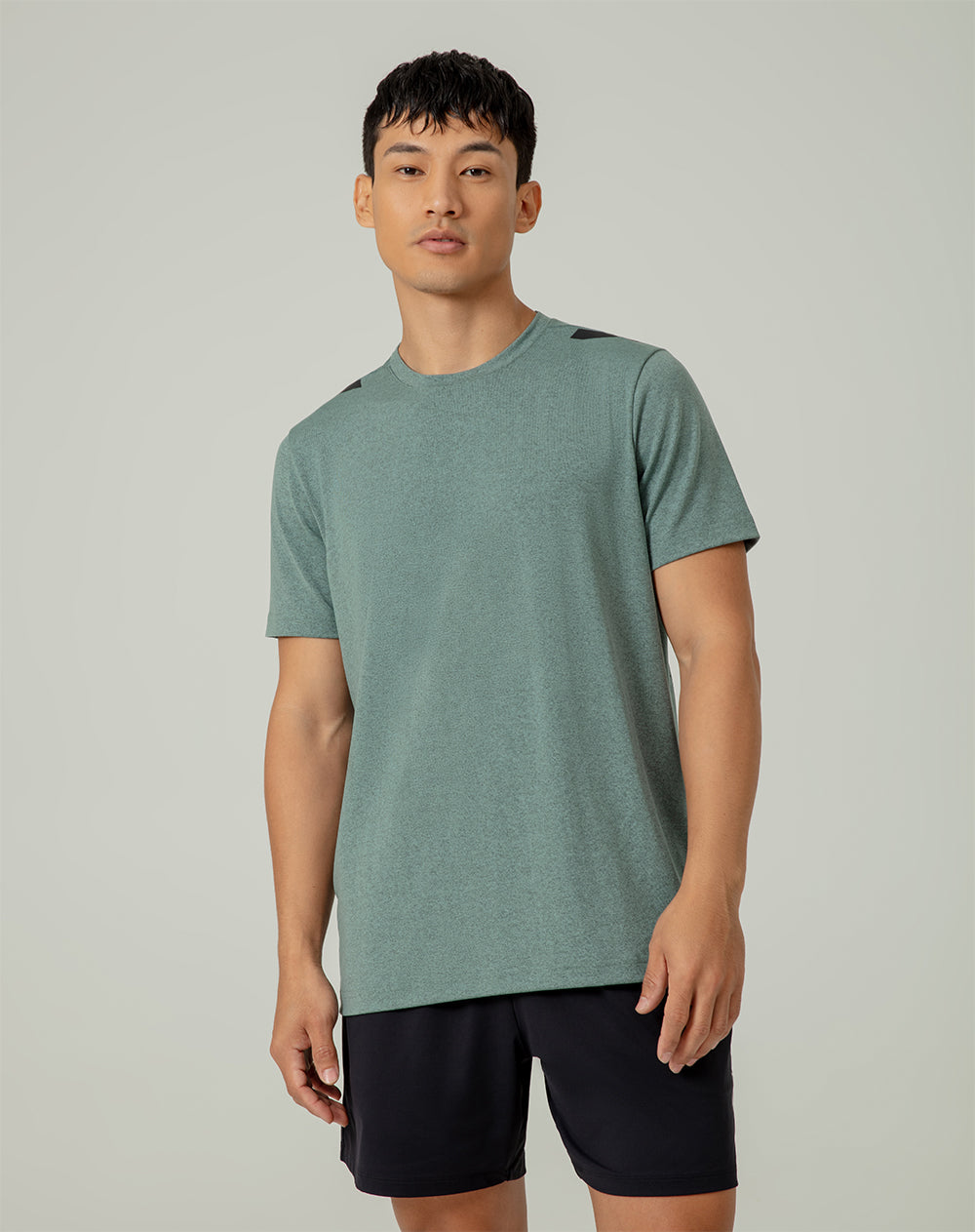 Camiseta regular fit manga corta verde medio