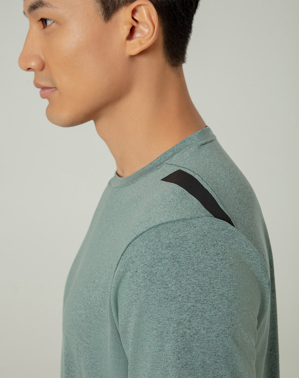 Camiseta regular fit manga corta verde medio