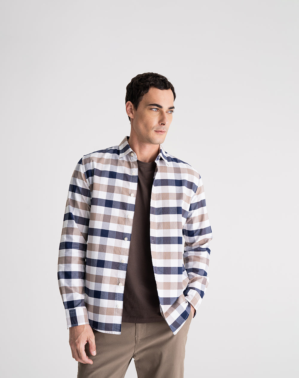 Camisa regular fit manga larga blanco cuadros
