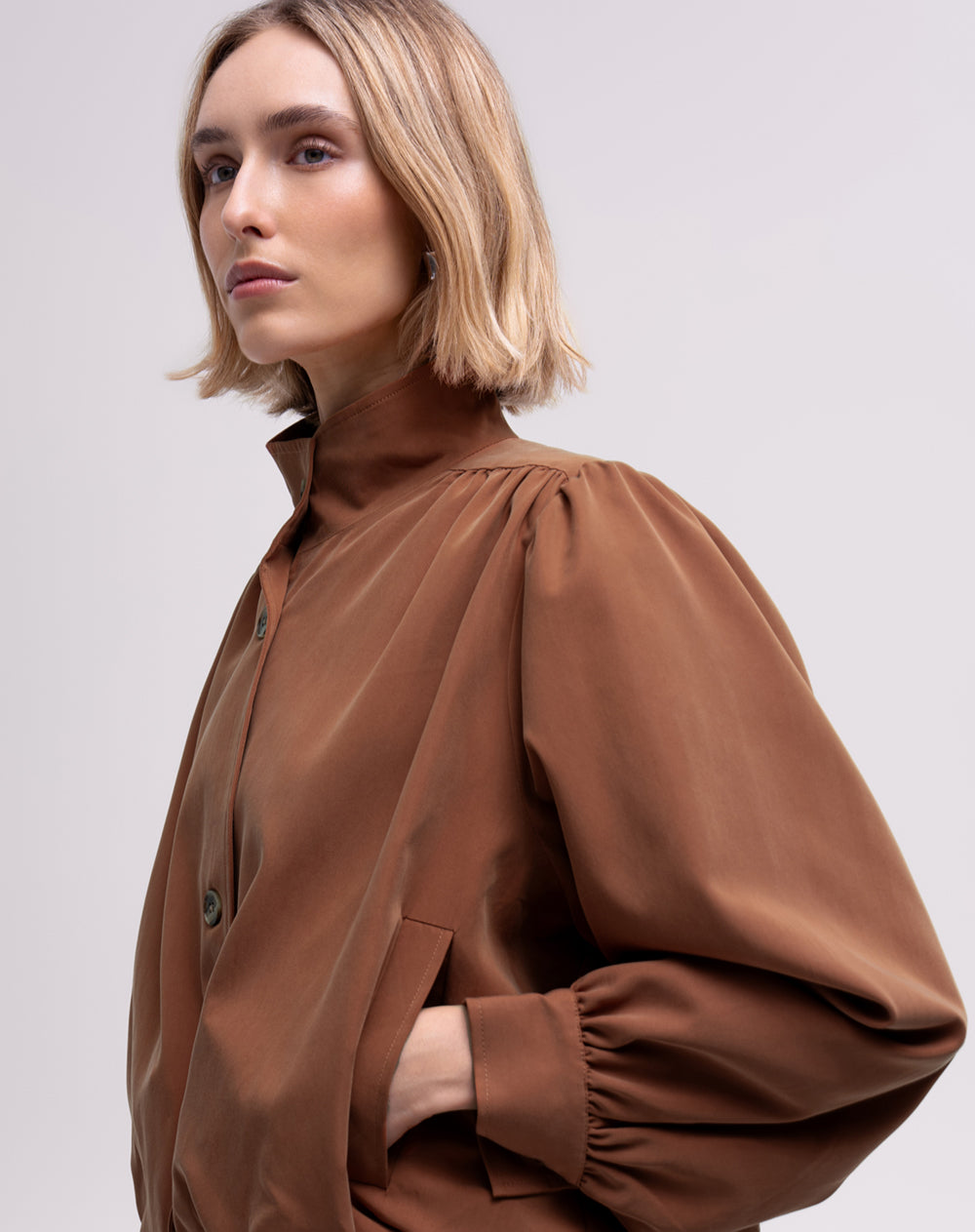 Chaqueta bomber café mujer