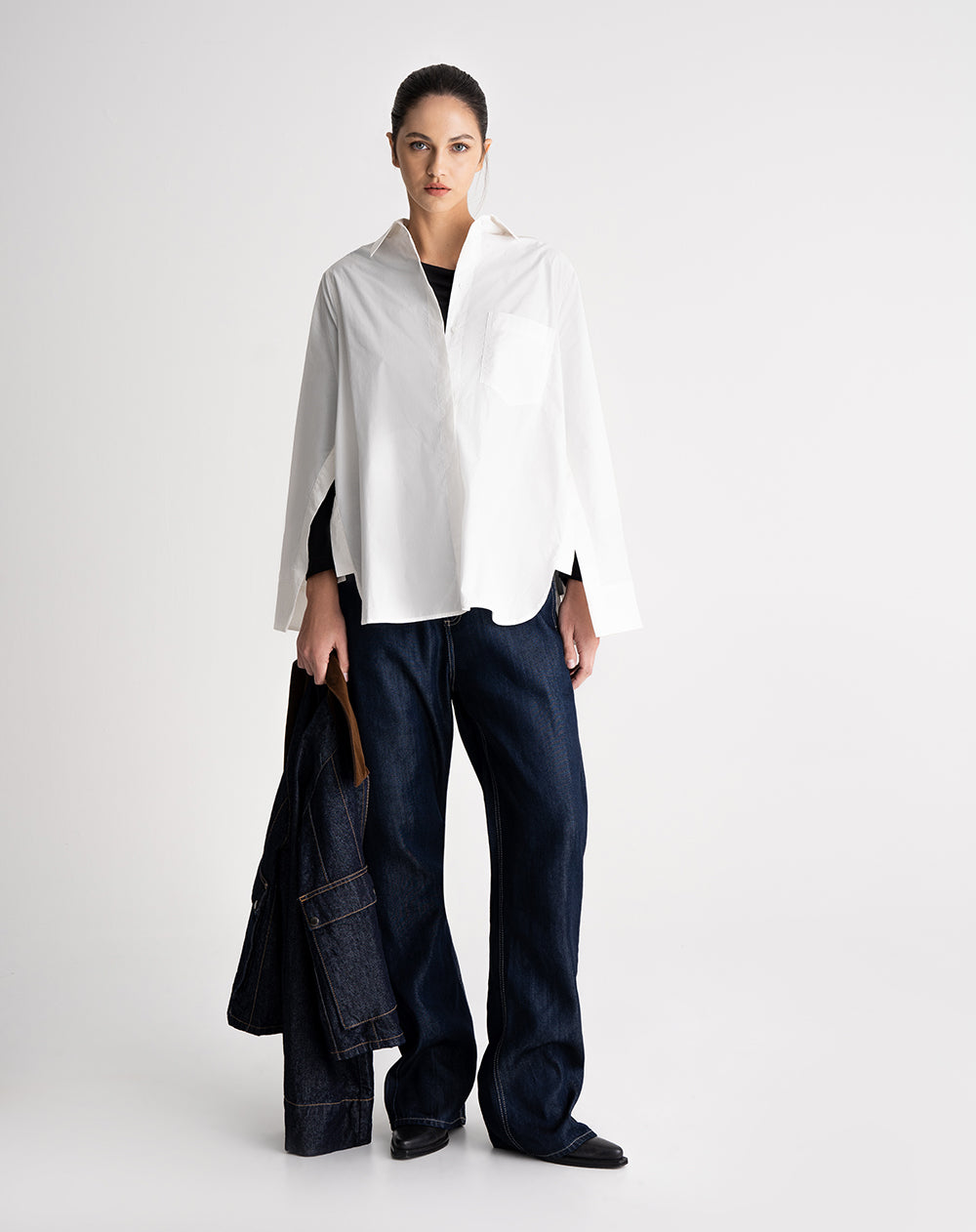 Camisa manga larga oversize perilla en costados crudo mujer