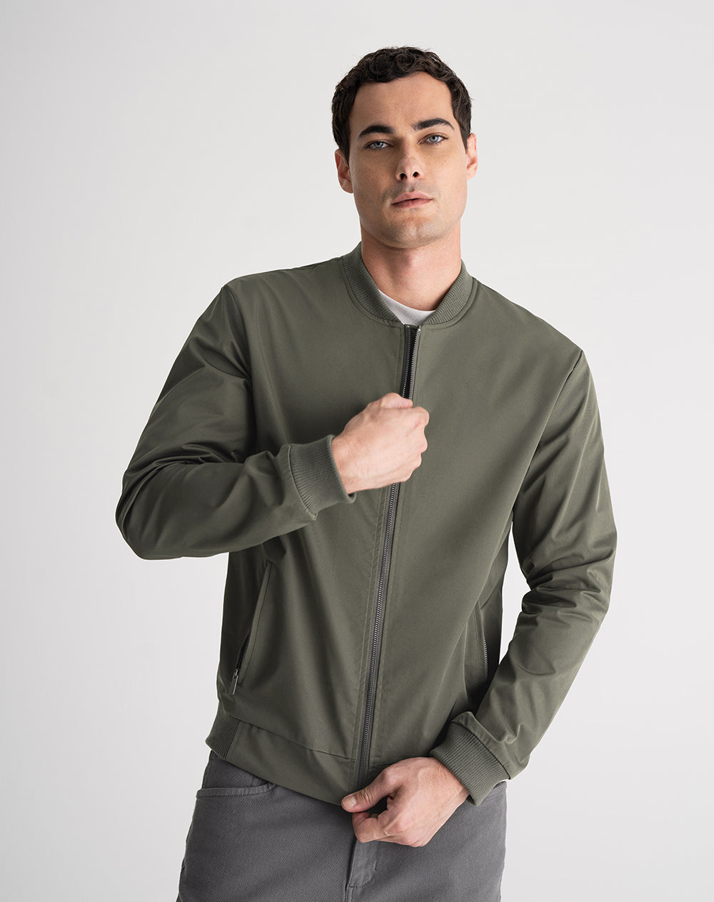 Chaqueta regular fit sin capucha verde