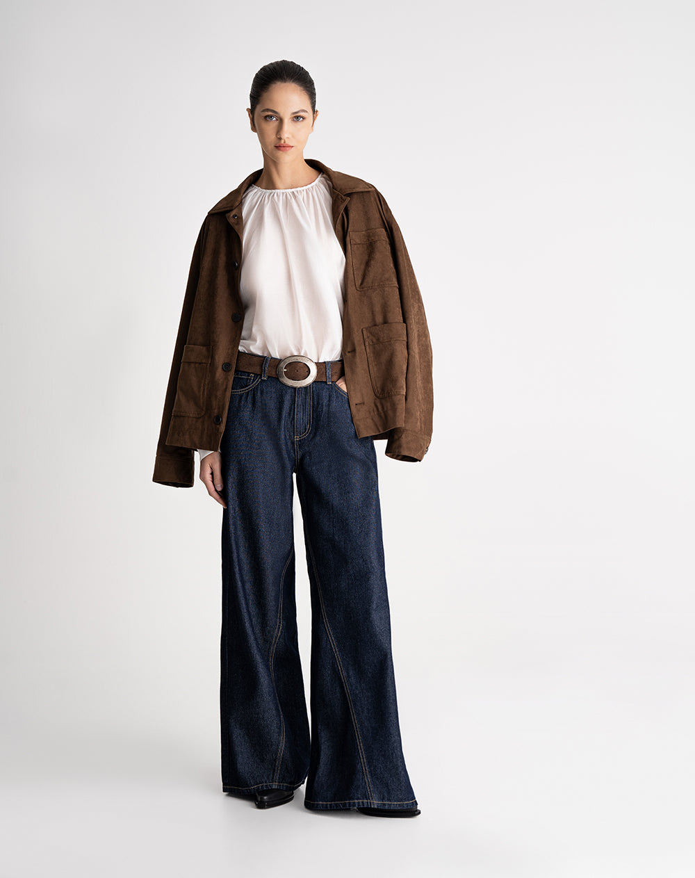 Pantalón loose fit tiro alto azul oscuro indigo
