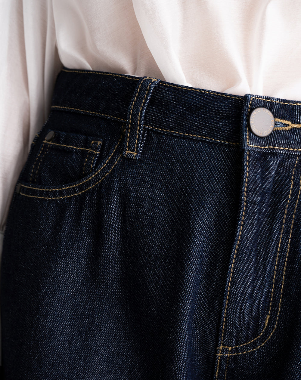 Pantalón loose fit tiro alto azul oscuro indigo