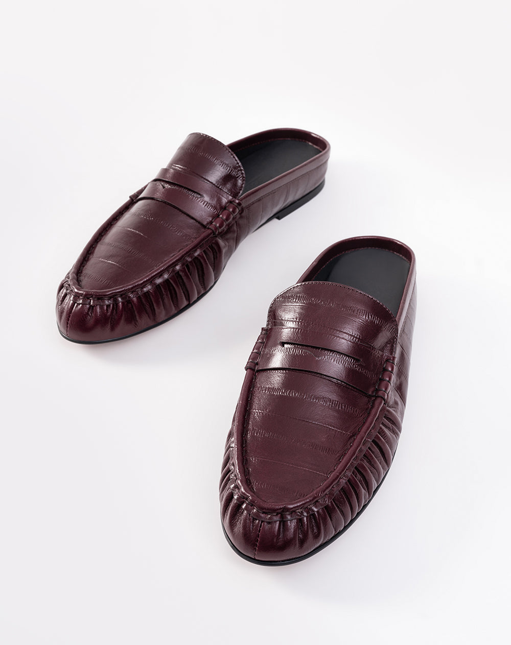 Zapatos loafer vinotinto