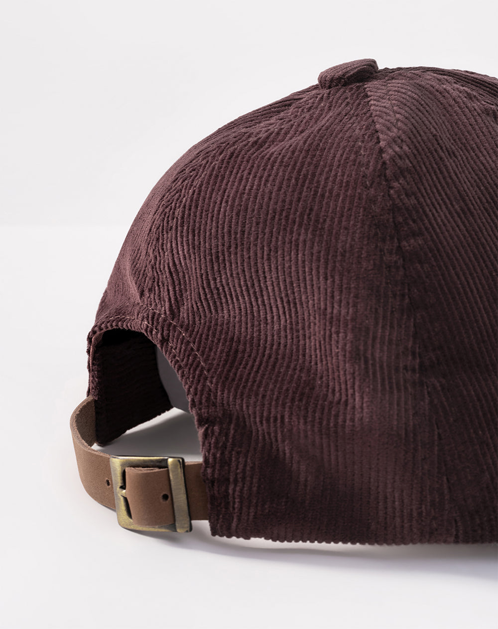Gorra ajuste con hebilla café