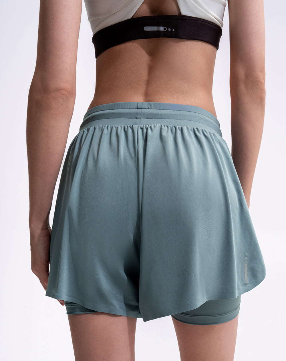 Short deportivo ciclista interno gris verdoso mujer