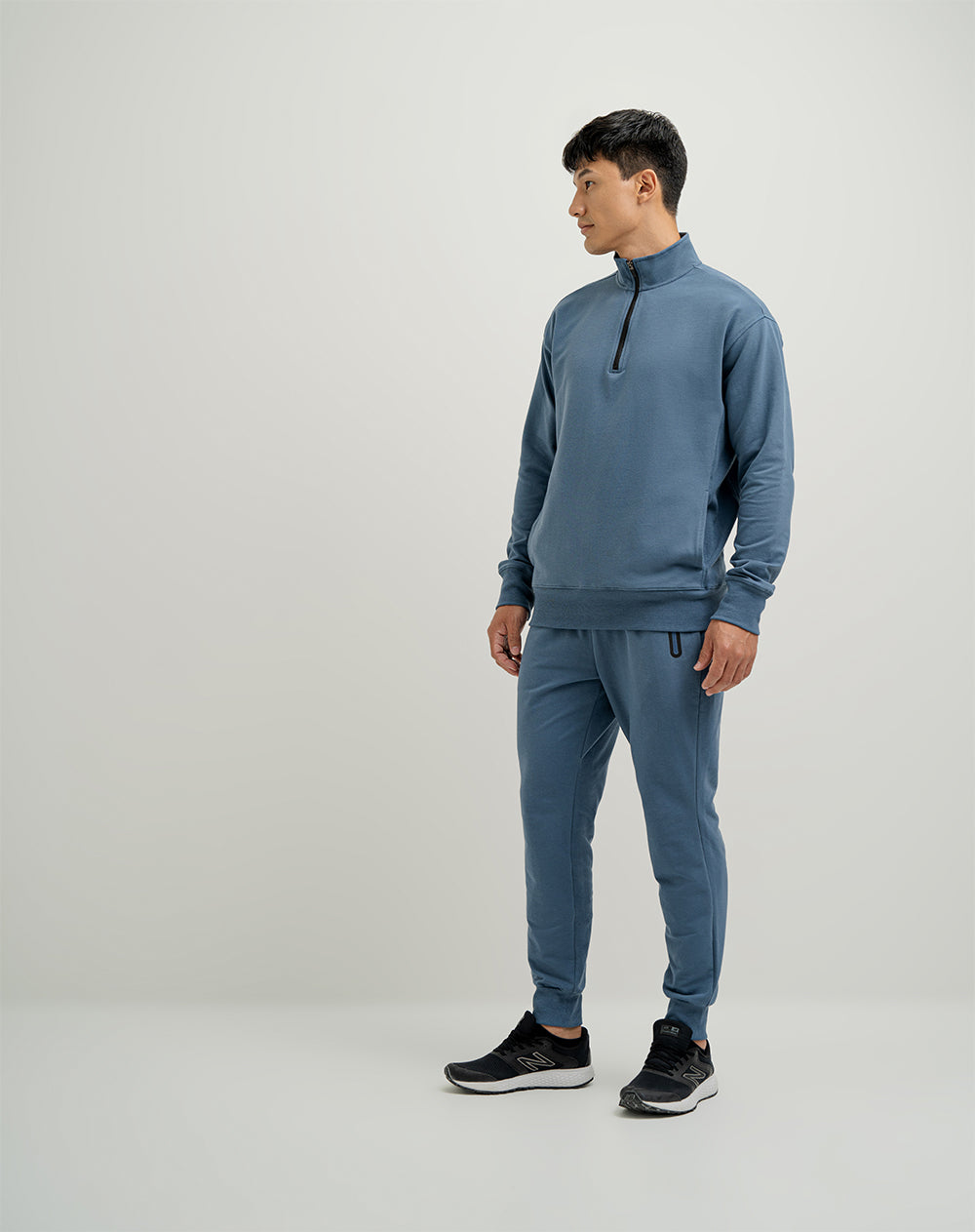 Buzo regular fit azul