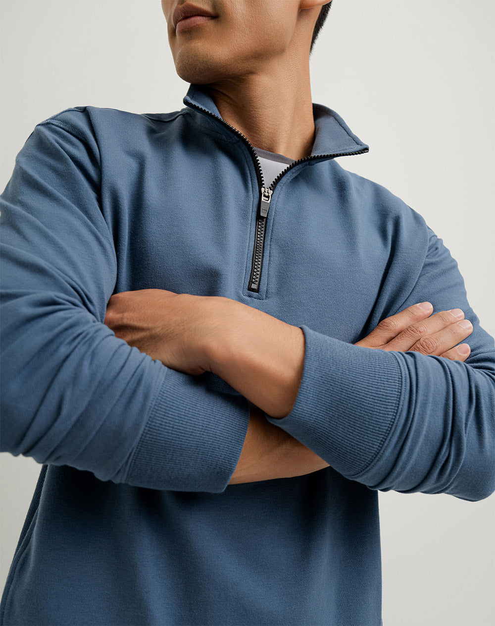 Buzo regular fit azul